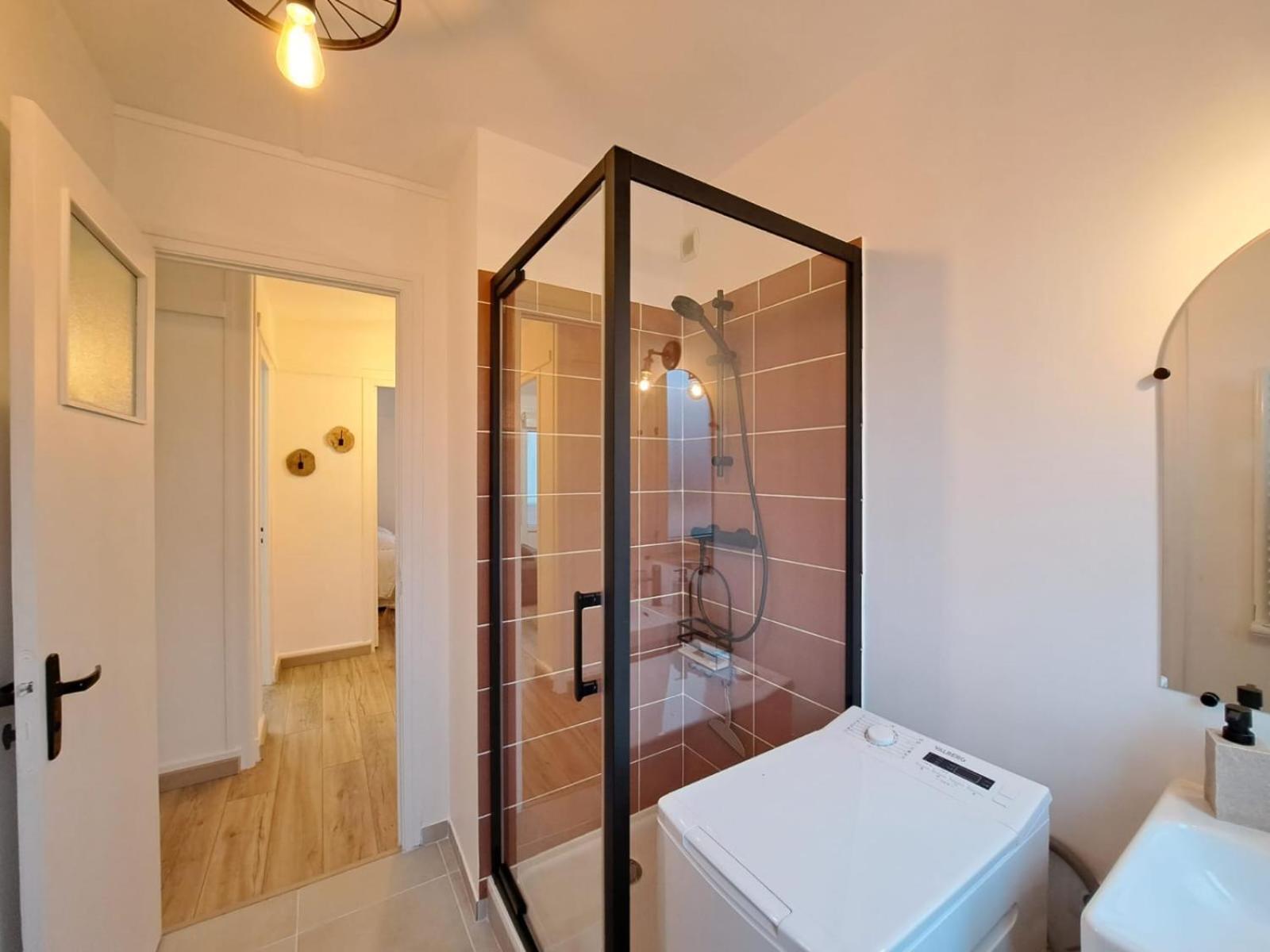 Appartement Cosy Au Coeur De رانس المظهر الخارجي الصورة