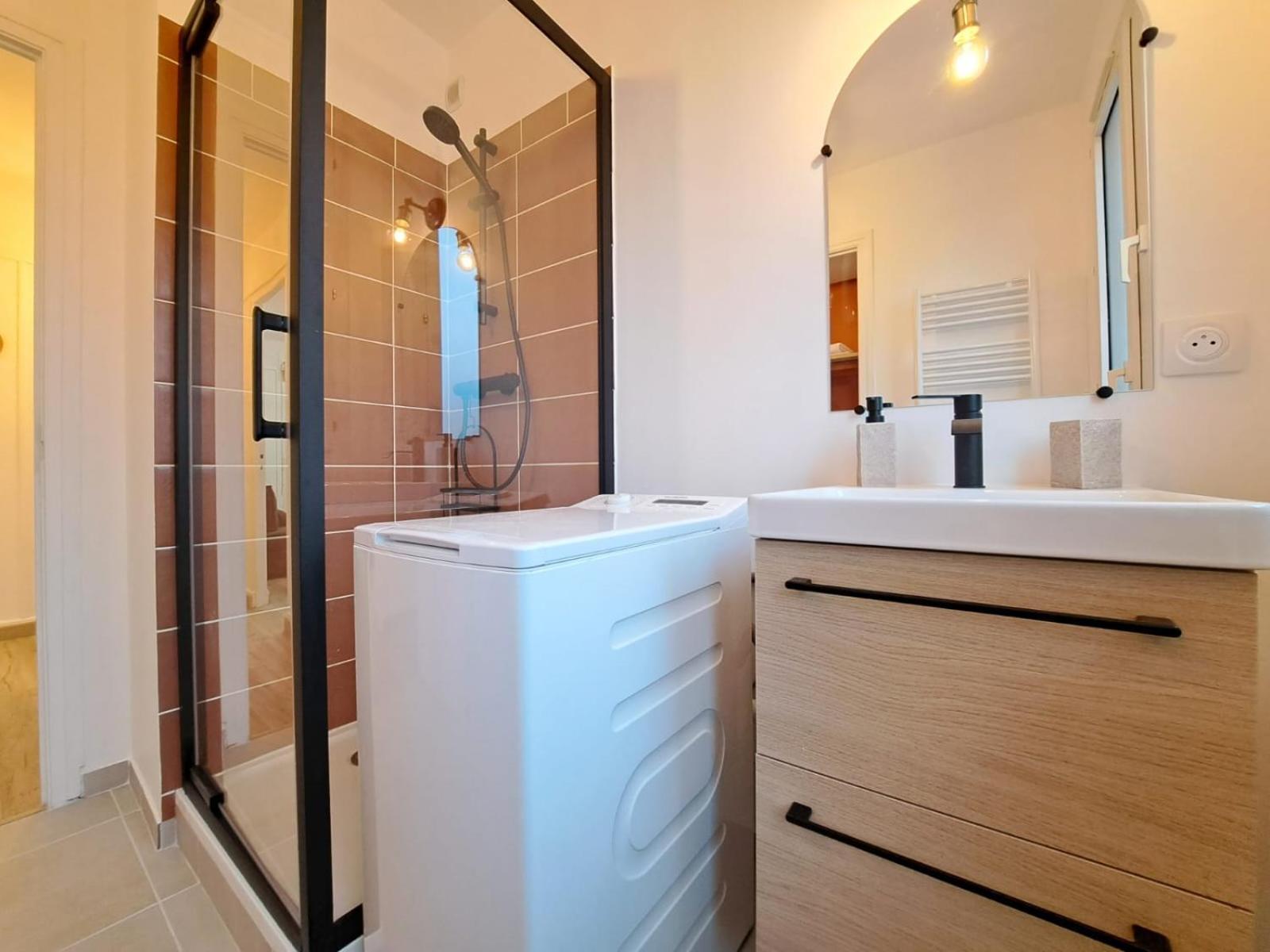 Appartement Cosy Au Coeur De رانس المظهر الخارجي الصورة