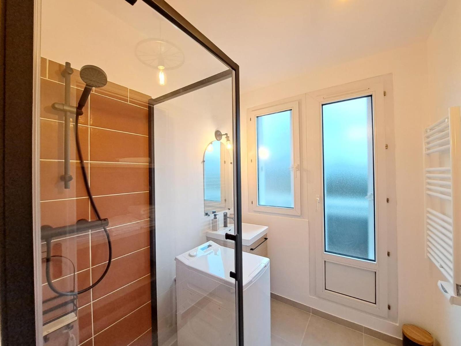 Appartement Cosy Au Coeur De رانس المظهر الخارجي الصورة