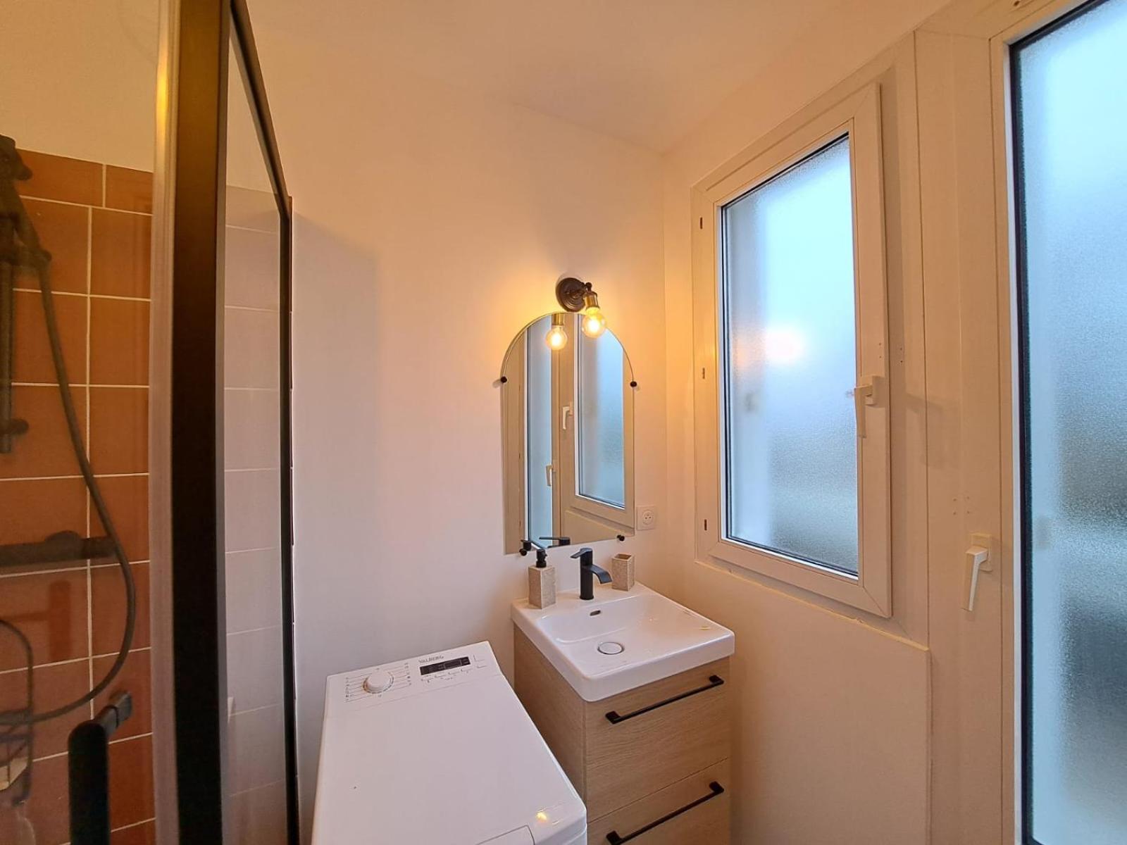 Appartement Cosy Au Coeur De رانس المظهر الخارجي الصورة